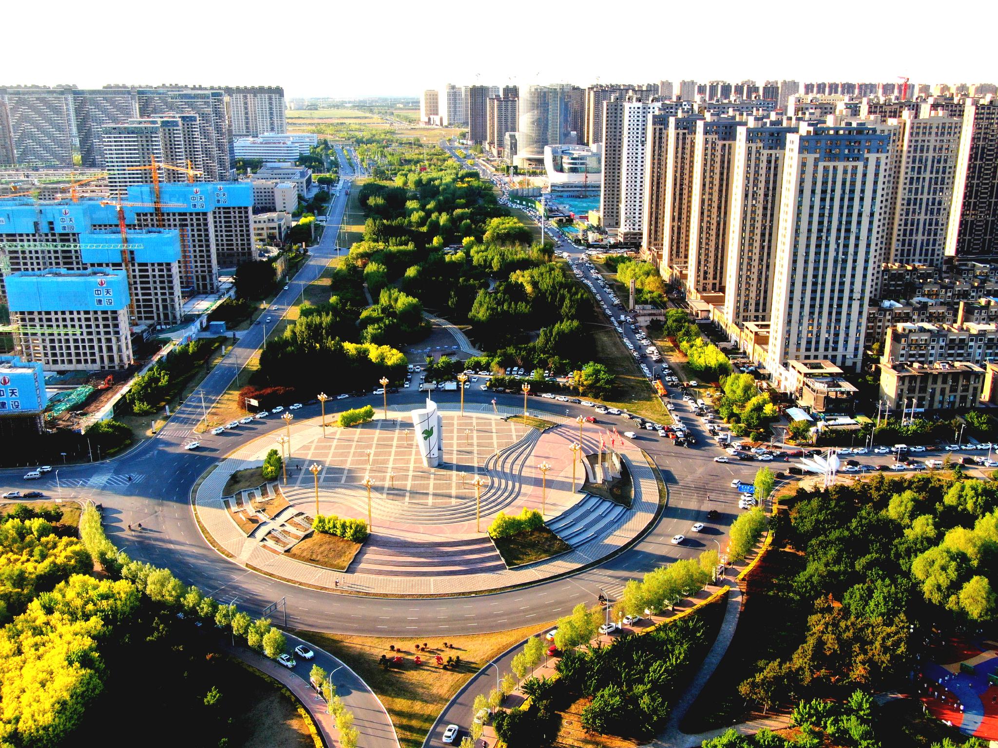 辽宁联合融媒体中心航拍辽宁航拍晚霞中的沈北和平广场