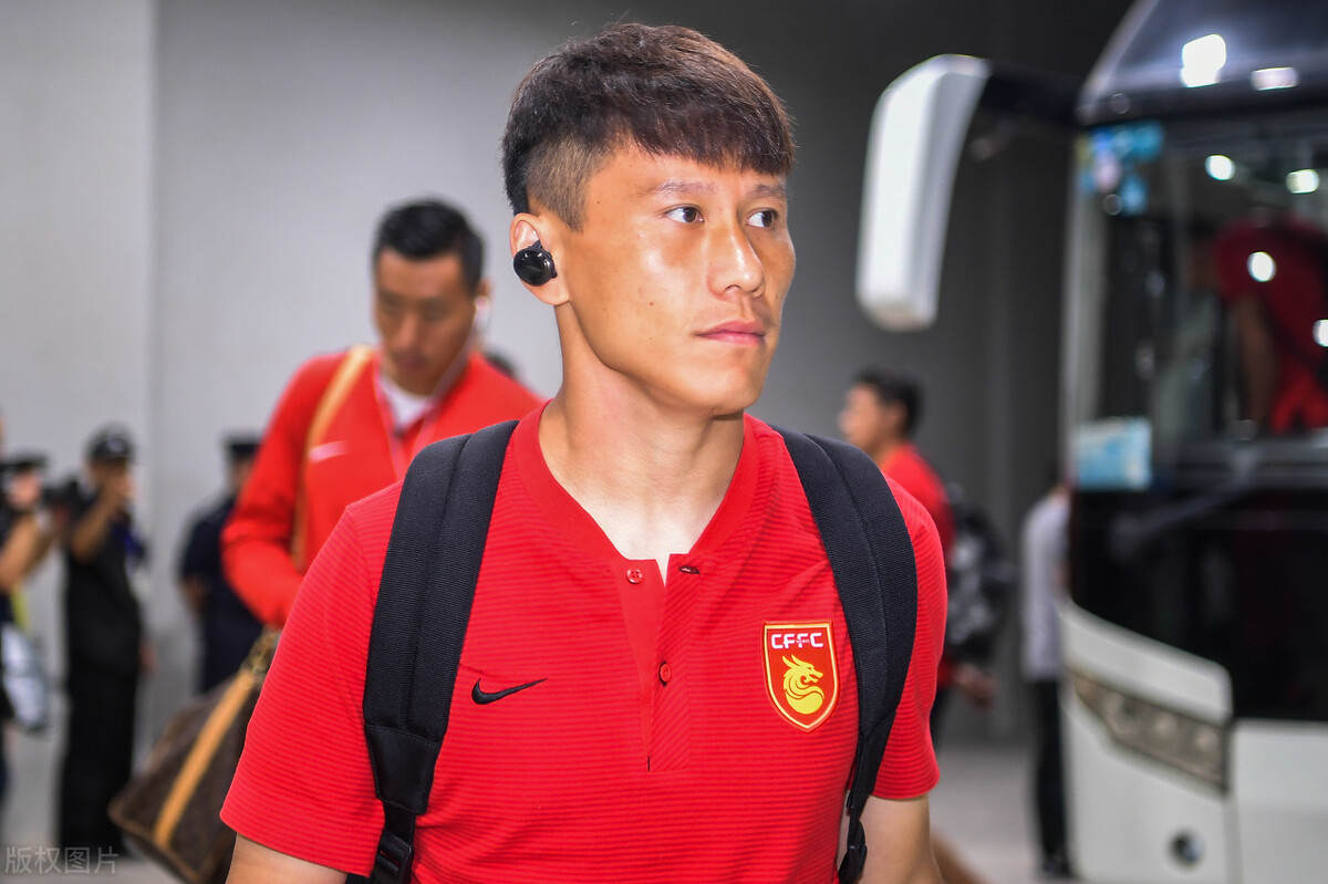 华夏幸福迎来一位老熟人回归,巅峰期曾是当红国脚|胡人天|华夏幸福