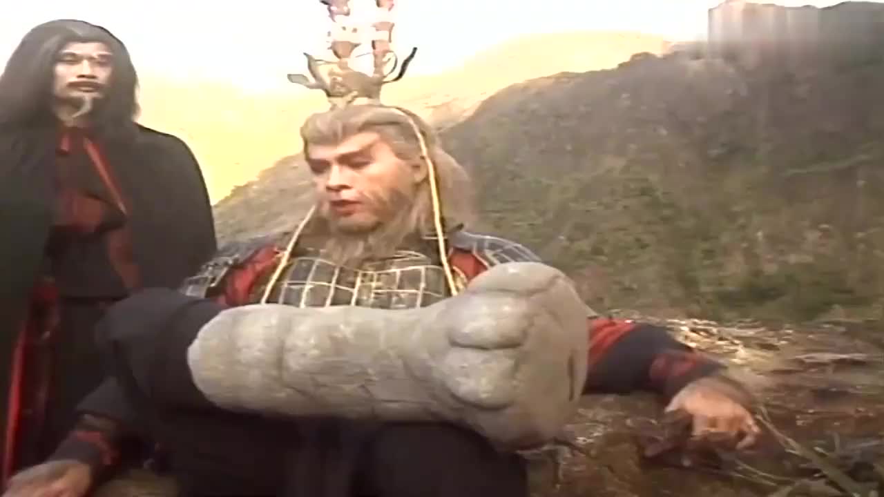 听谛脚上为何有道疤,唐僧向通臂猿猴解释其中由来!