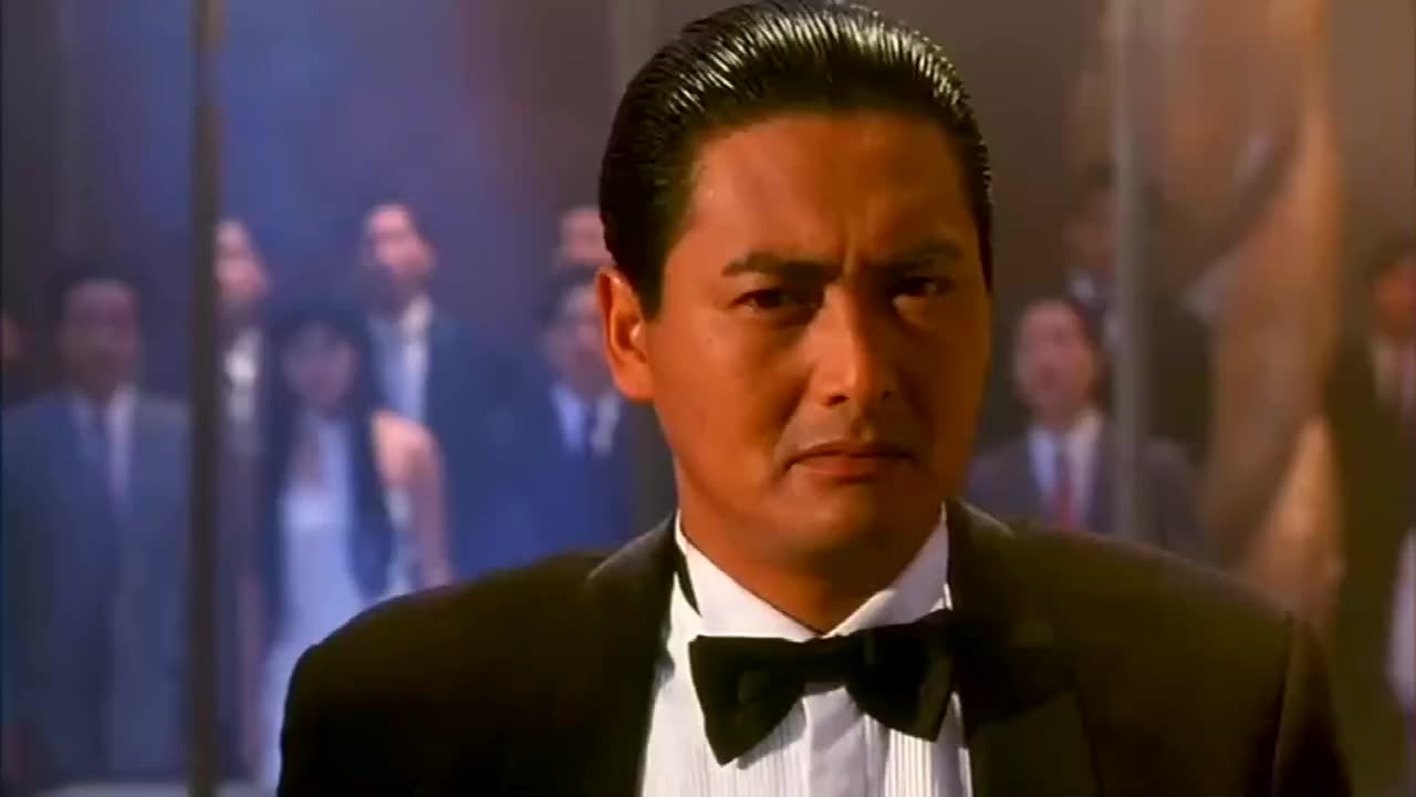 赌神:对手同花顺,没想到赌神赌上身家性命,果然把他赢了!