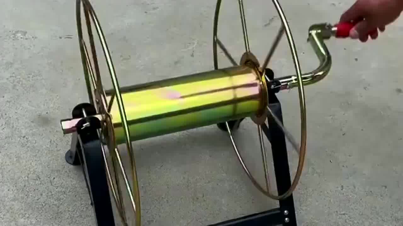 当前浏览器不支持最新的video播放 00:00 00:20 00:20 为您推荐: 牛人