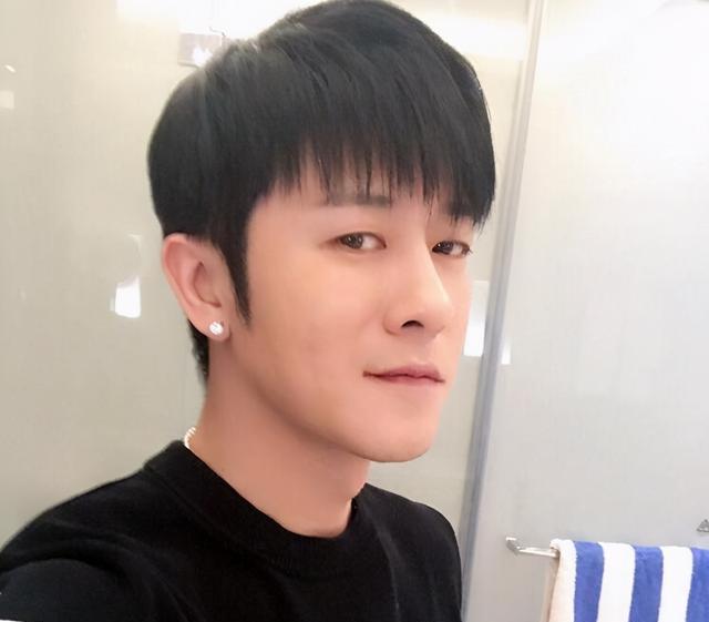 参观林雨申一家住的豪宅在家就是奶爸形象任务是陪伴孩子