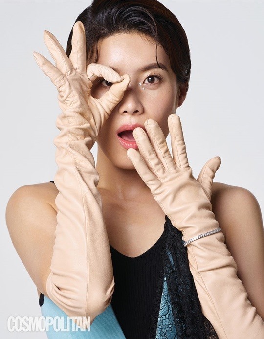 韩国喜剧女演员张度妍拍时尚杂志封面写真