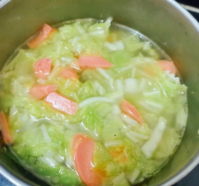火腿白菜汤,简单快手,鲜美好喝