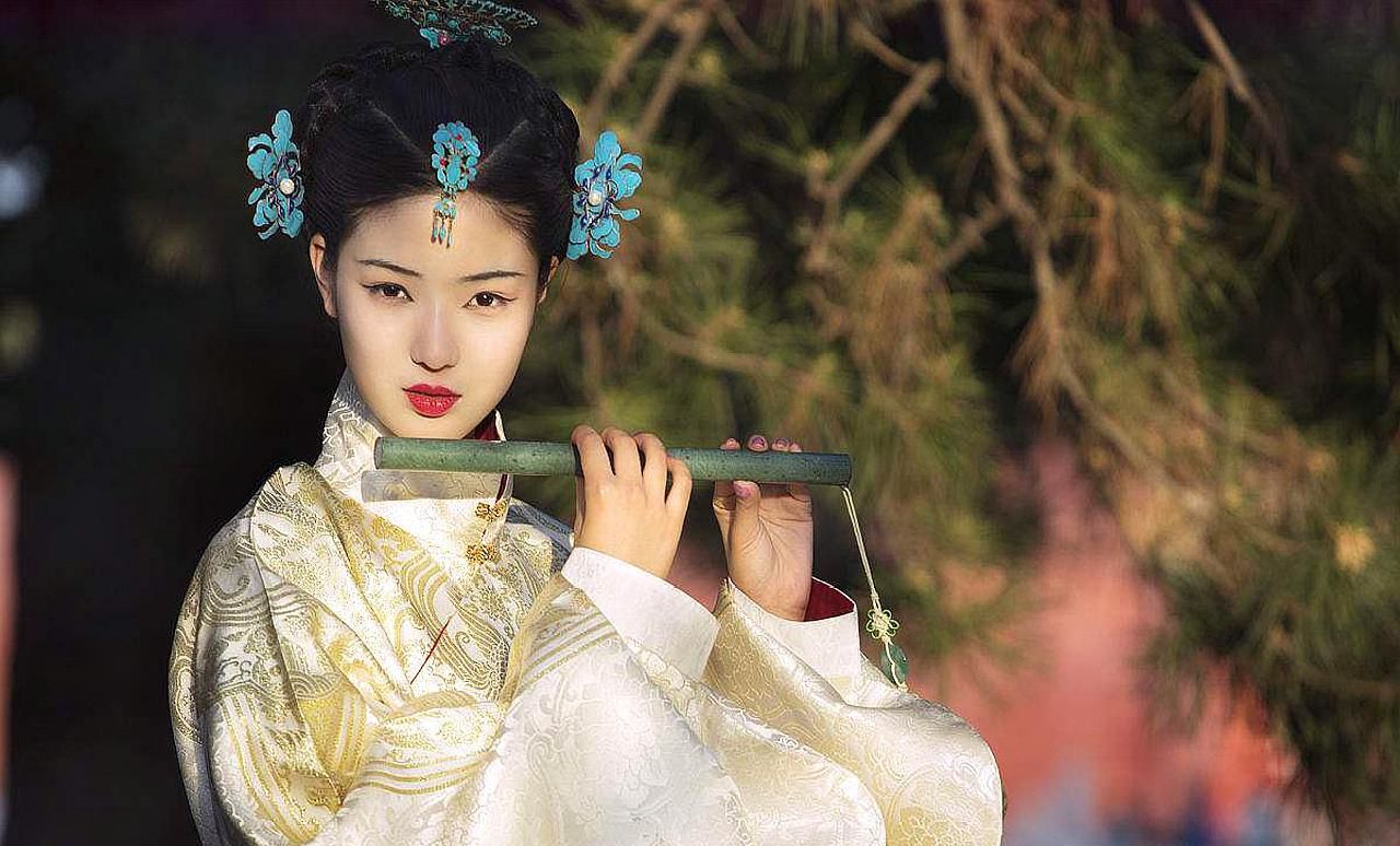 中国古代贵妇人的八种称谓,官员之妻可封,诰命夫人为最顶级称号