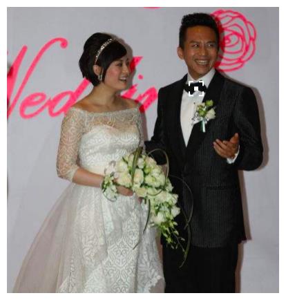 孙俪和邓超两个人结婚已经近10年了,两个人还有一儿一女,这是一个儿女