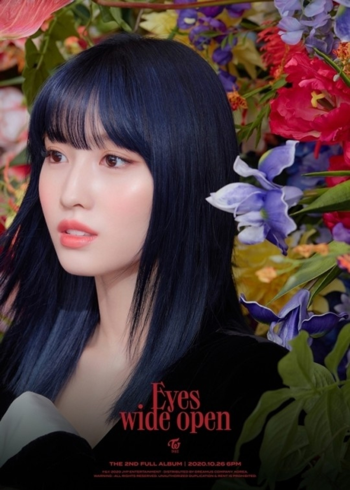 TWICE公开第二张专辑《Eyes wide open》平井桃的回归预告照海报