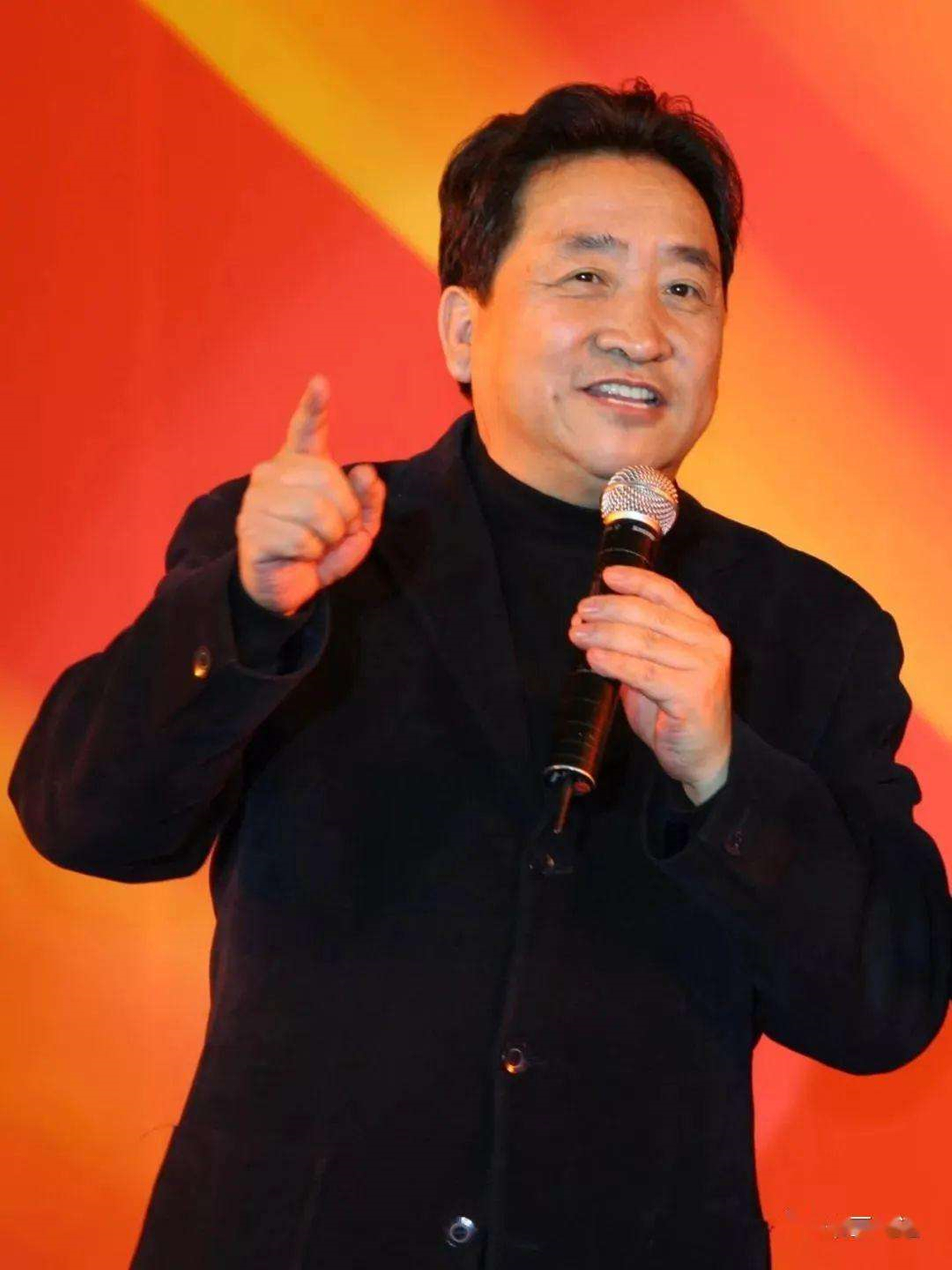 央视春晚节目单公布，撒贝宁再回主持团，时隔五年郭冬临再演小品休闲区蓝鸢梦想 - Www.slyday.coM