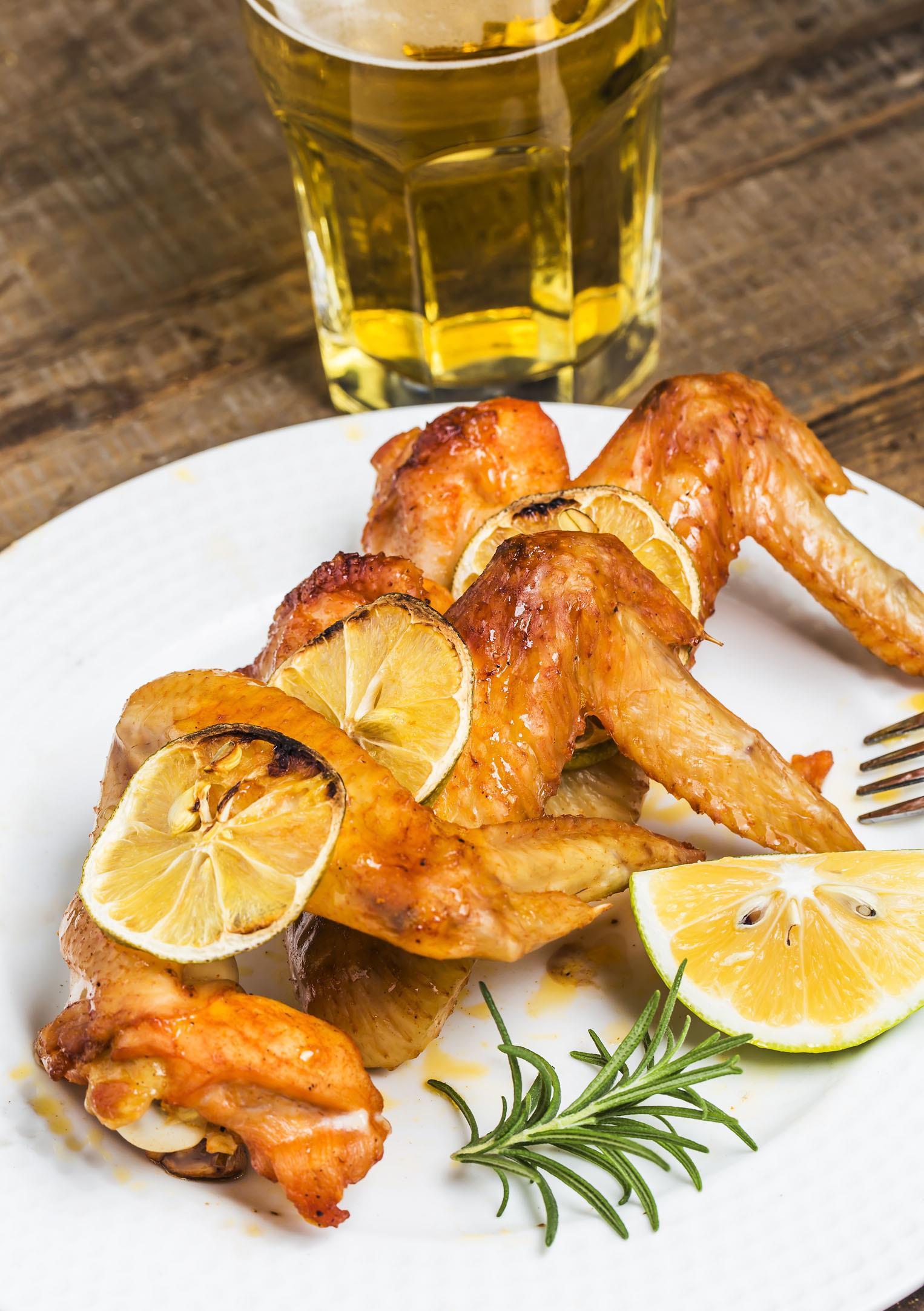 皮酥肉嫩的新奥尔良鸡翅,恨不得吃下10个!