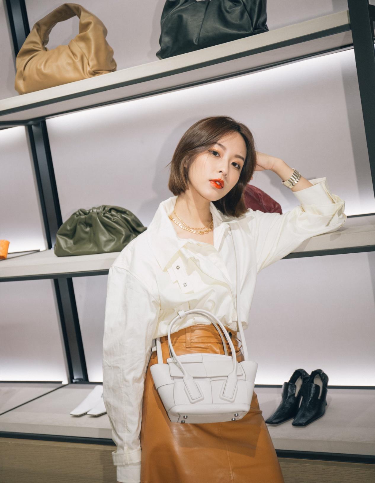 时尚又舒适的穿搭,搞定日常造型很容易,好看又显气质