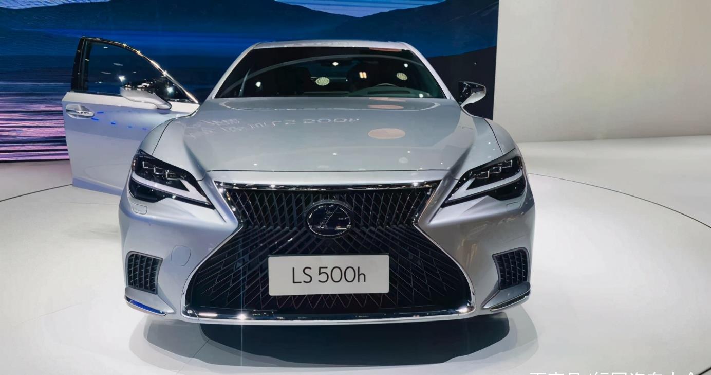 雷克萨斯新款ls 500h上市 售价87.8万-118万元