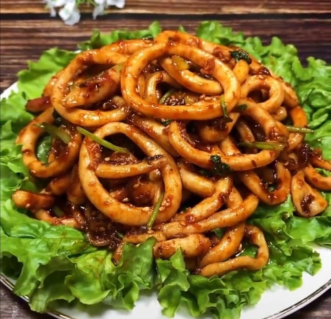 网红麻辣鱿鱼圈教程,厨师朋友的分享,收藏了__财经头条