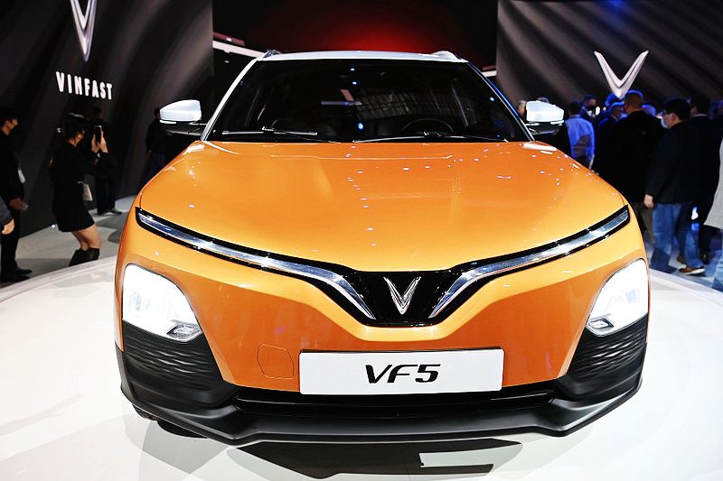 够前卫越南第一款新能源车了解下