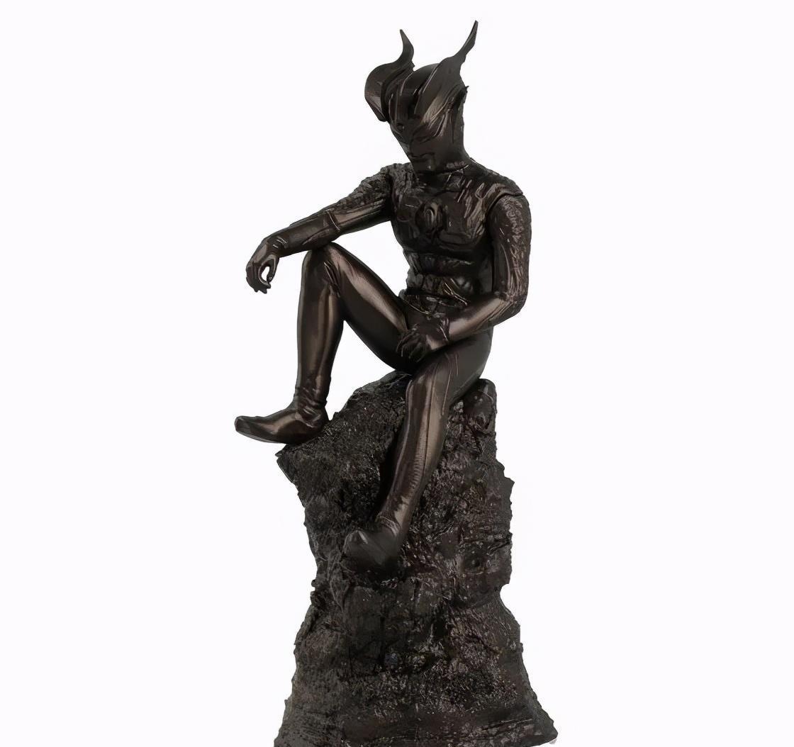 无力入手赛罗奥特曼雕像这款微缩版手办满足你