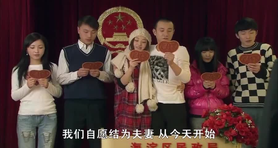 刘易阳和童佳倩终于领证了结婚誓言喊着小两口开心的不得了