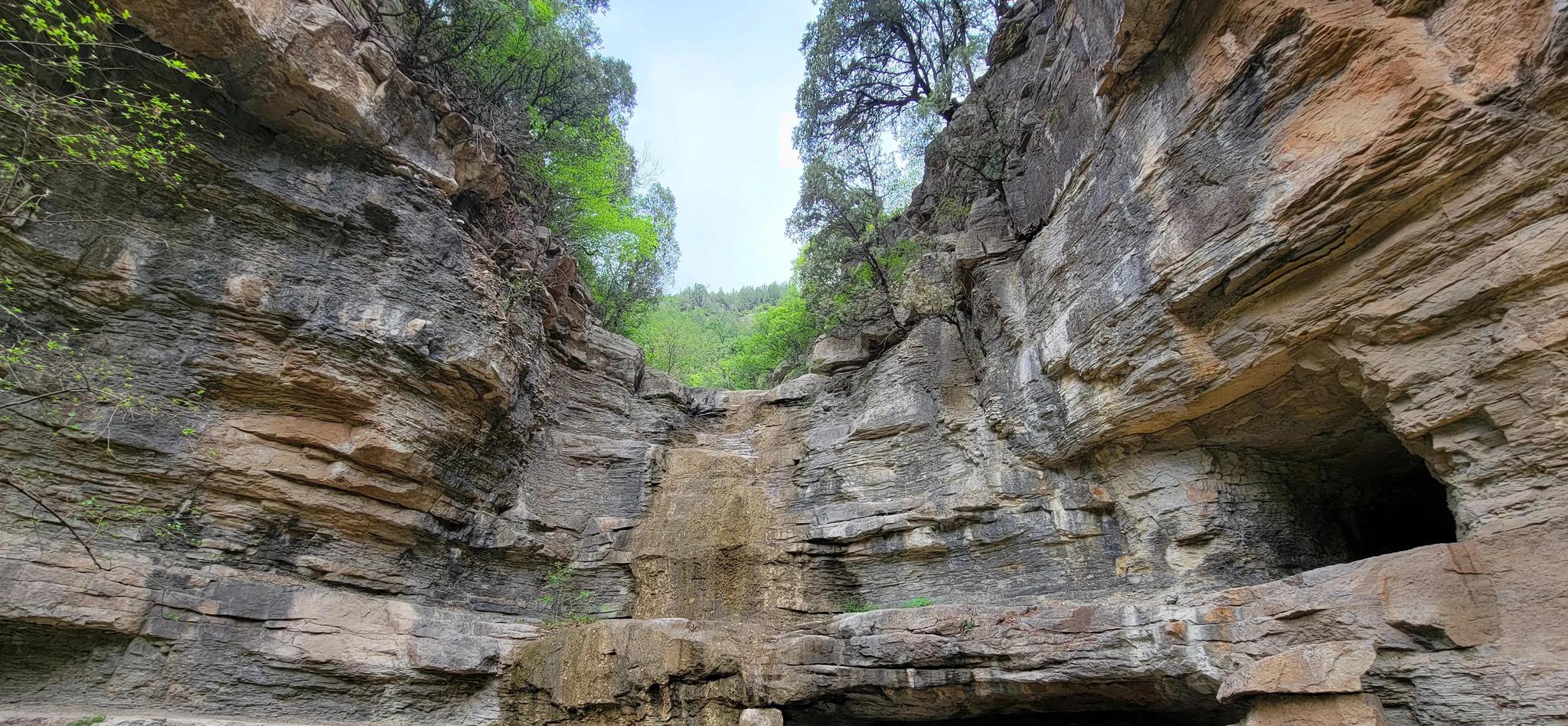 大龙洞瀑布景区 Great Dragon Cave Waterfall Scenic Spot （ 湘西风光 · 吉首 Scenery of ...