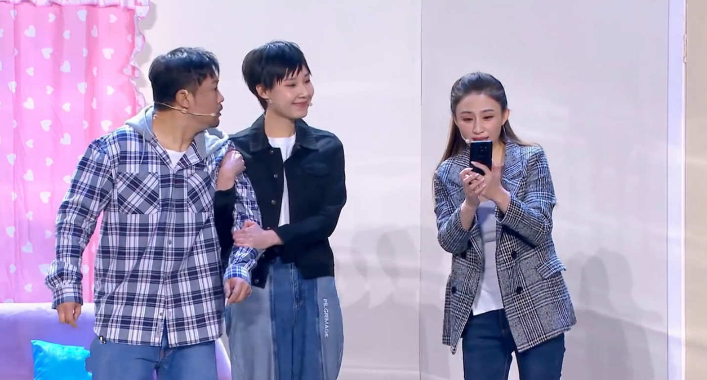 欢乐喜剧人再出经典二龙湖张浩赵本山附体却输给金霏陈曦