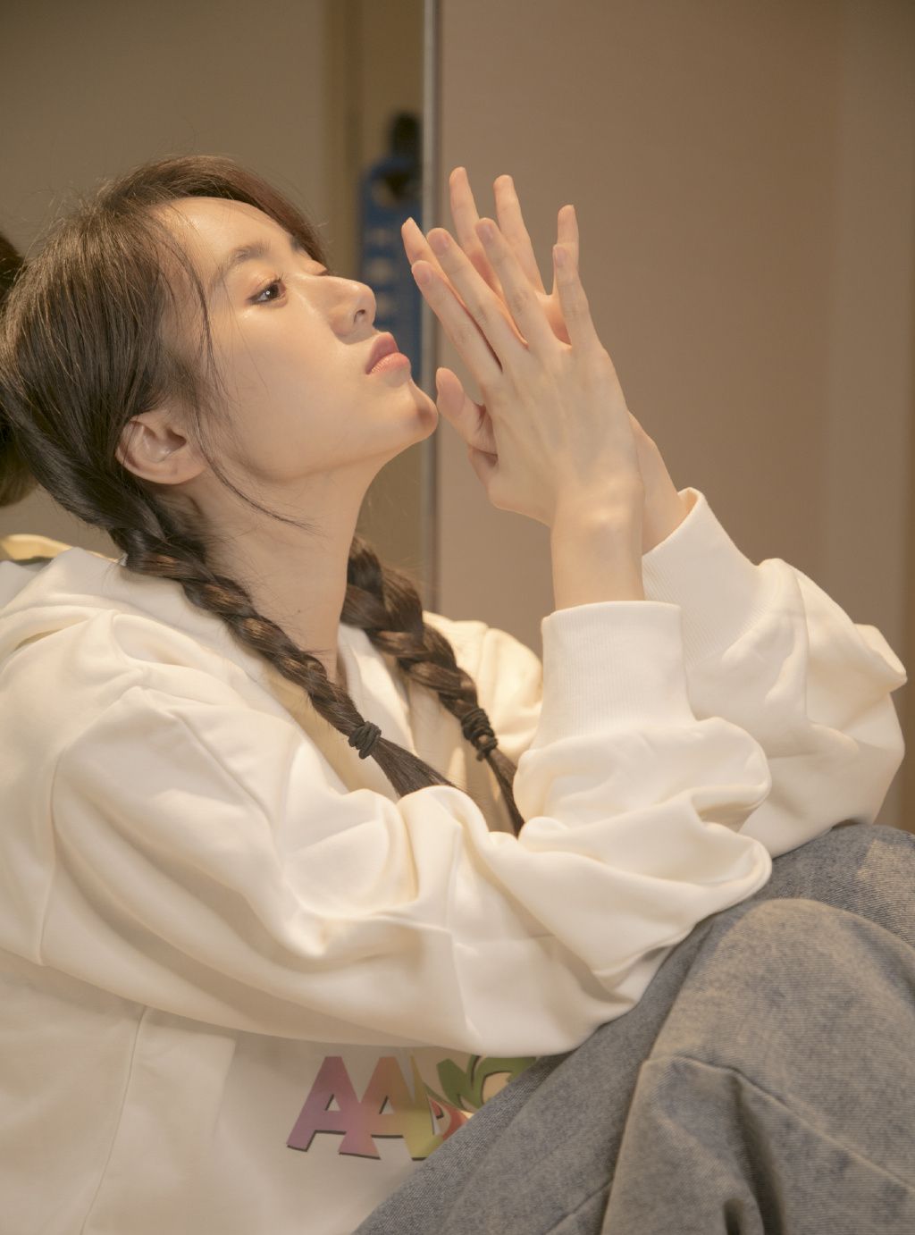 袁冰妍,系麻花辫的小仙女