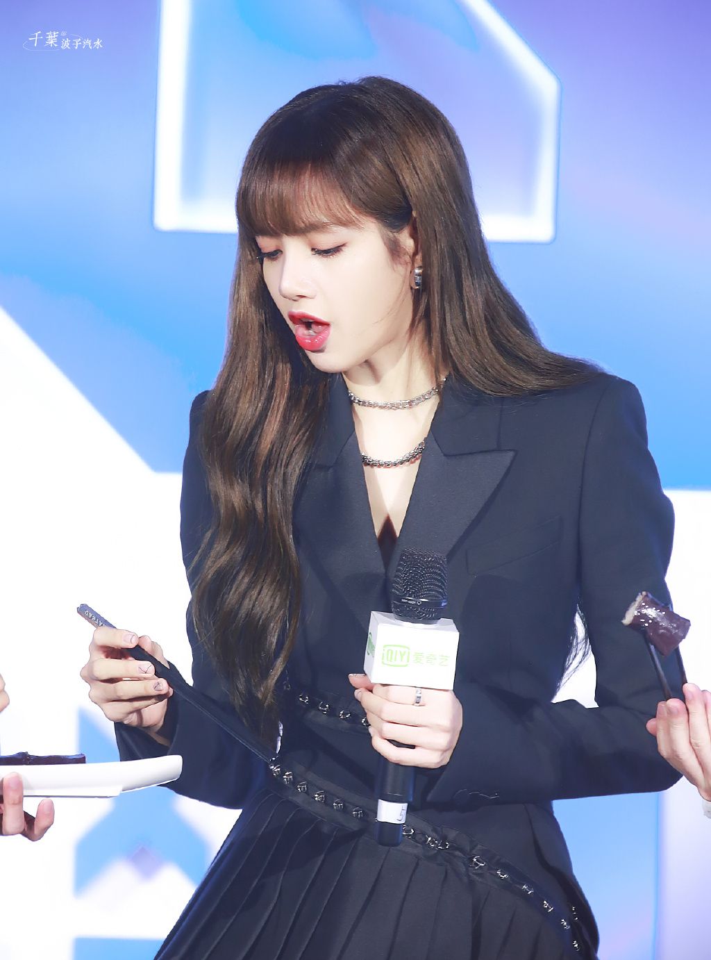 lisa黑色穿搭时尚酷美