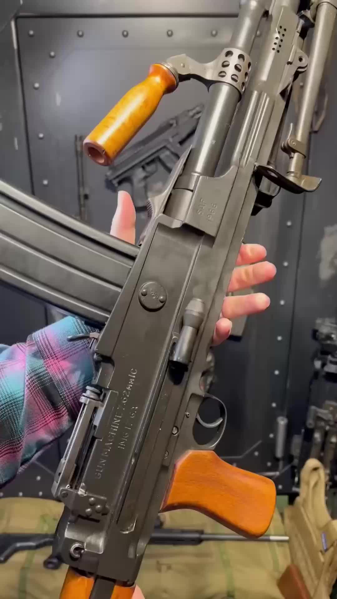 使用762毫米口径弹药这款英国布伦l4轻机枪你应该认识