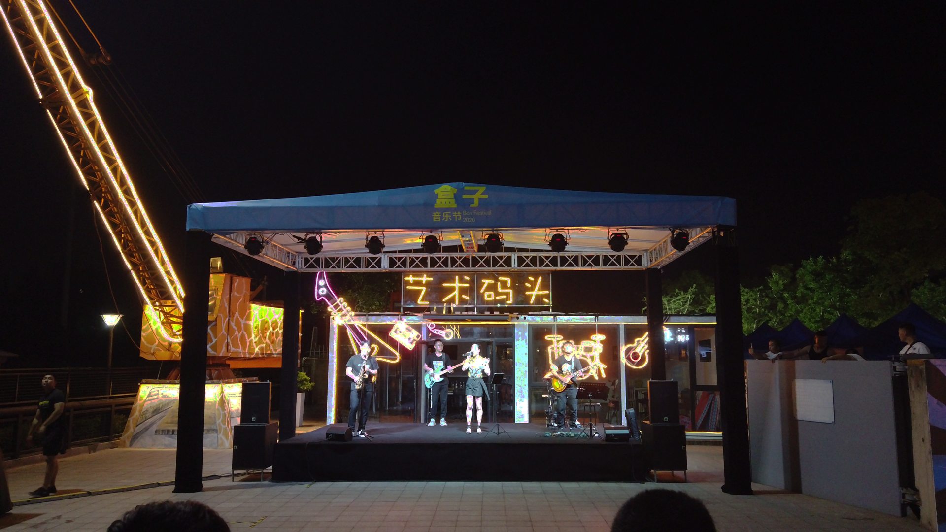 只剩最后4天,上海的这个新兴夜市,你去过了没?