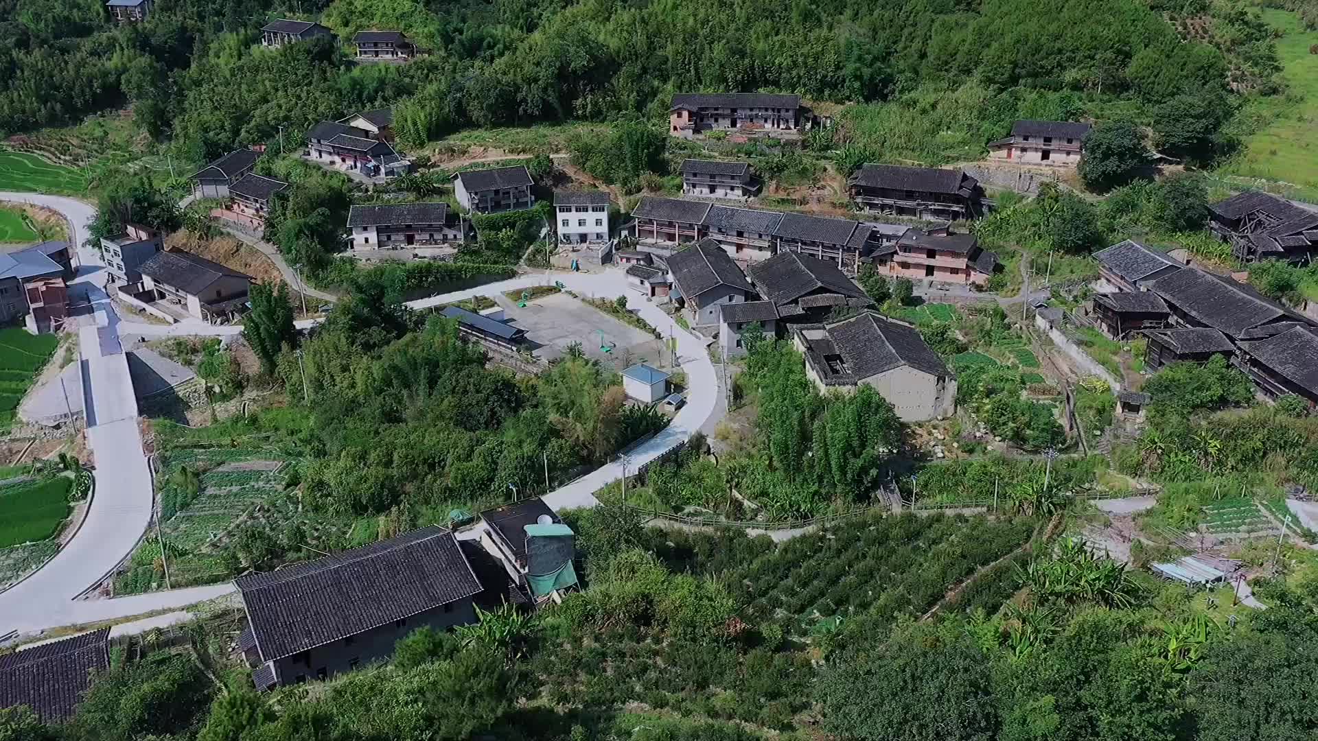 福建闽清县桔林乡桔林村,是一个很适合俯瞰的小村庄.