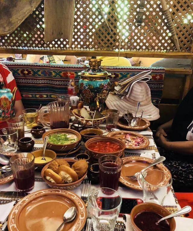 正宗俄罗斯大餐,不愧是战斗民族,份量超级大