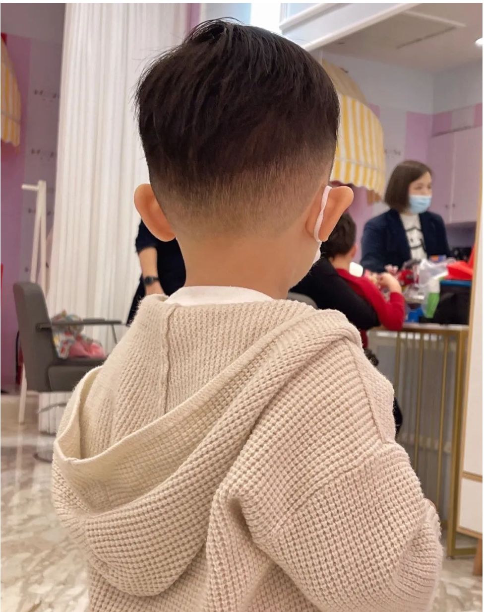 天热小男孩剪什么发型寸头锅盖头纹理烫10几款任你挑选