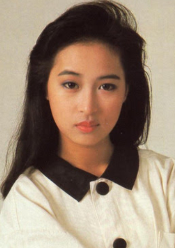 55岁黎美娴近况曝光错爱梁朝伟息影闪嫁富商幸福美满