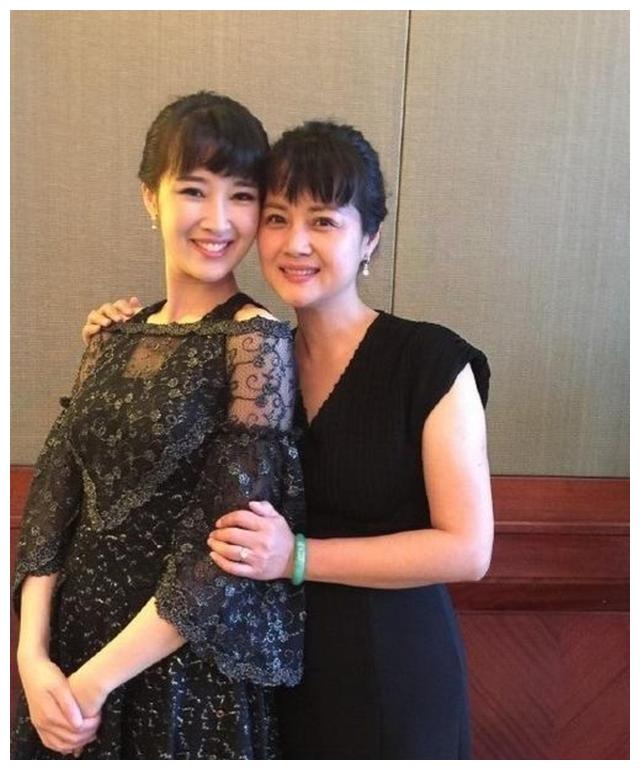 合作过作品,前途一片光明,她还曾在《特赦1959》中饰演"梁冬芳"一角