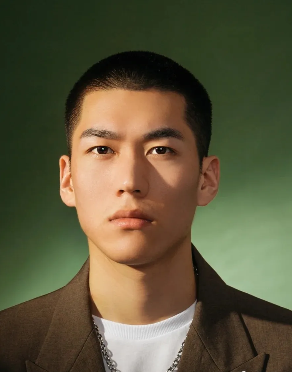 18到28岁男士看看这16款发型款款都很帅气