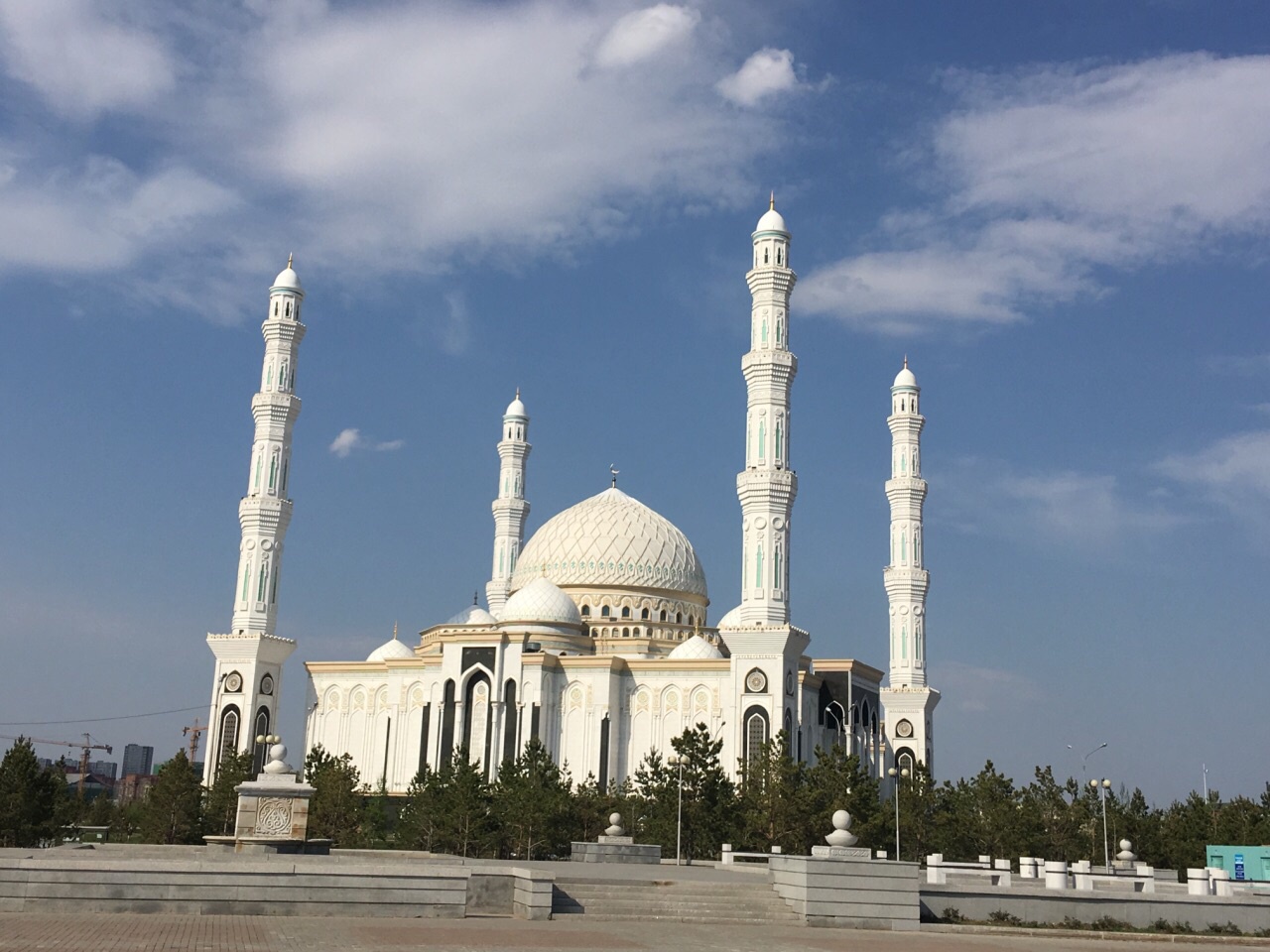 哈萨克斯坦 努尔-苏丹 "哈兹拉特苏丹"清真寺