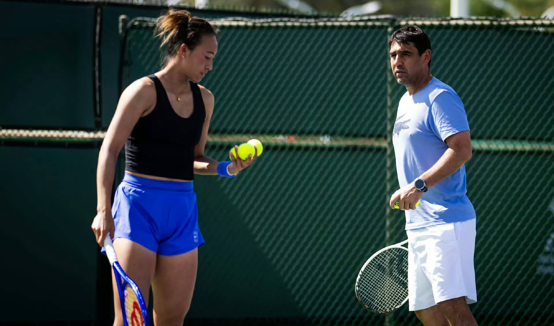 新教练是一剂猛药？郑钦文决定遭外媒质疑：失去里巴对她是损失