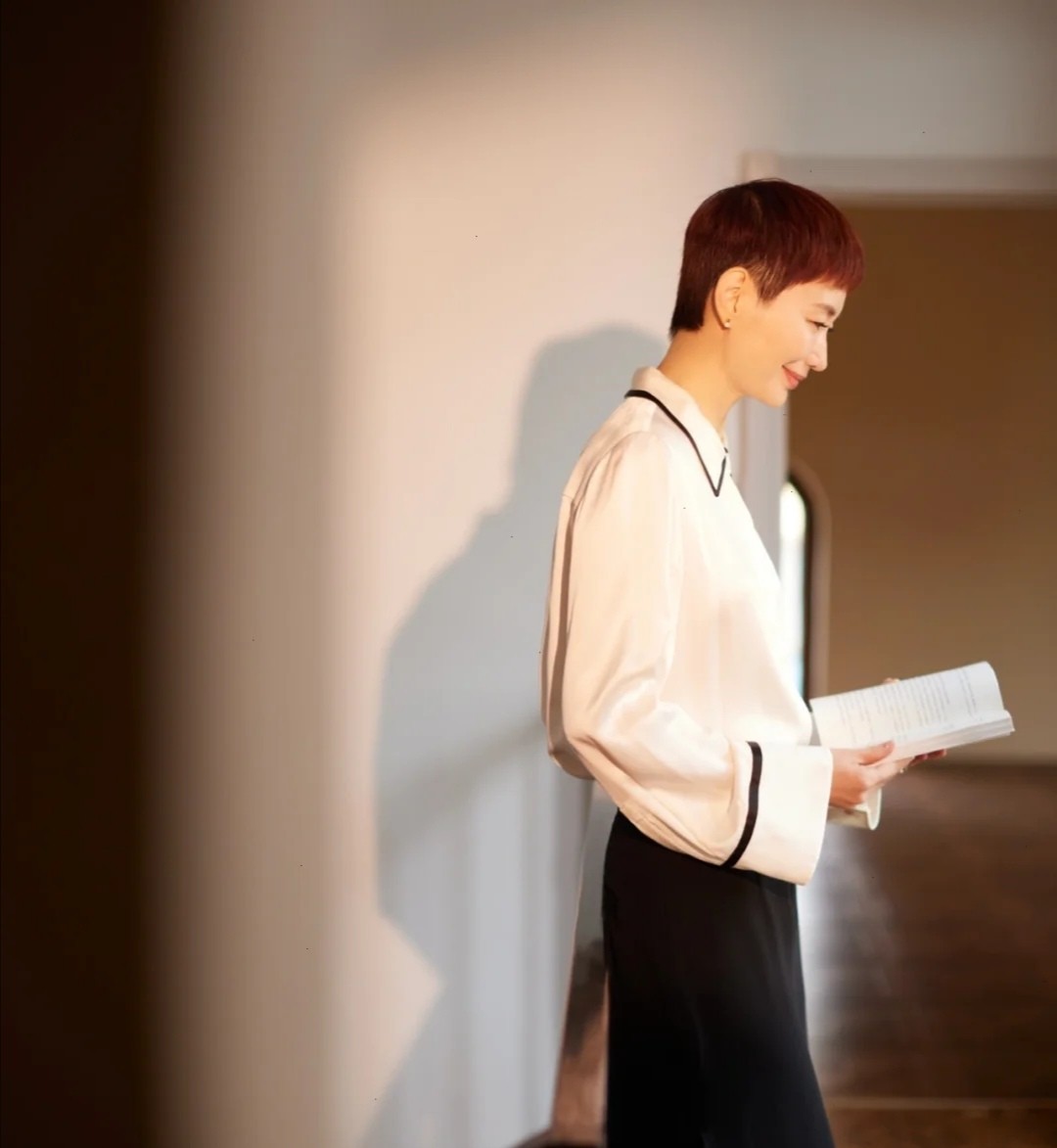 跟着时尚主编学穿搭三种减龄搭配技巧让你受益一生实用又好看