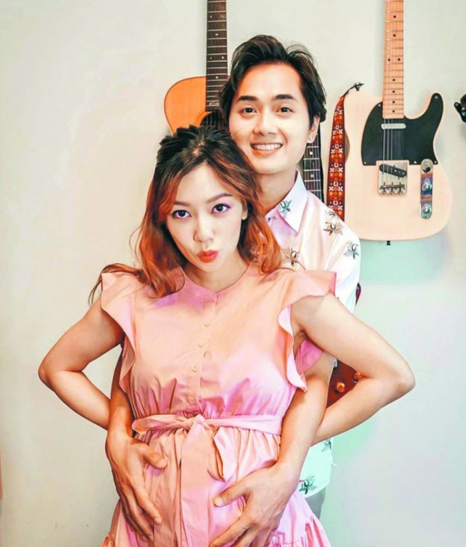 何雁诗官宣产子,郑俊弘称赞老婆:超级英雄|超级英雄|郑俊弘|何雁诗