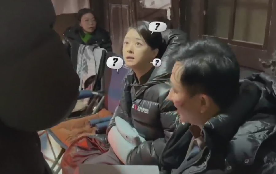 黄晓明大年初二现身剧组，给上百号人发红包，点头弯腰被夸善良休闲区蓝鸢梦想 - Www.slyday.coM