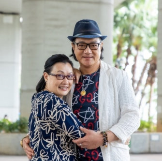 65岁鲁振顺近况曝光传与小6岁女友分手激动澄清乌鸦嘴