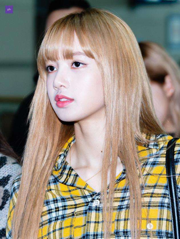 BLACKPINK Lisa的朋友揭露了J经纪人10亿韩元骗局的更多详情