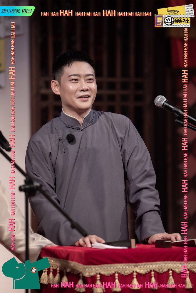 九人经过观众招募环节来到了藏有梁子的住所,一番寻找与推导之后,《学