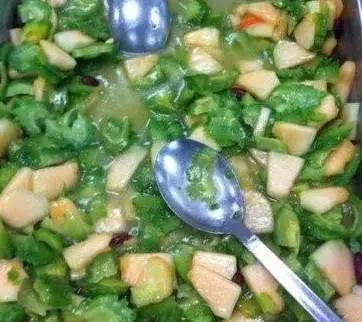 快开学了今天就来盘点那些高校，闻者伤心，见者流泪的黑暗料理。休闲区蓝鸢梦想 - Www.slyday.coM