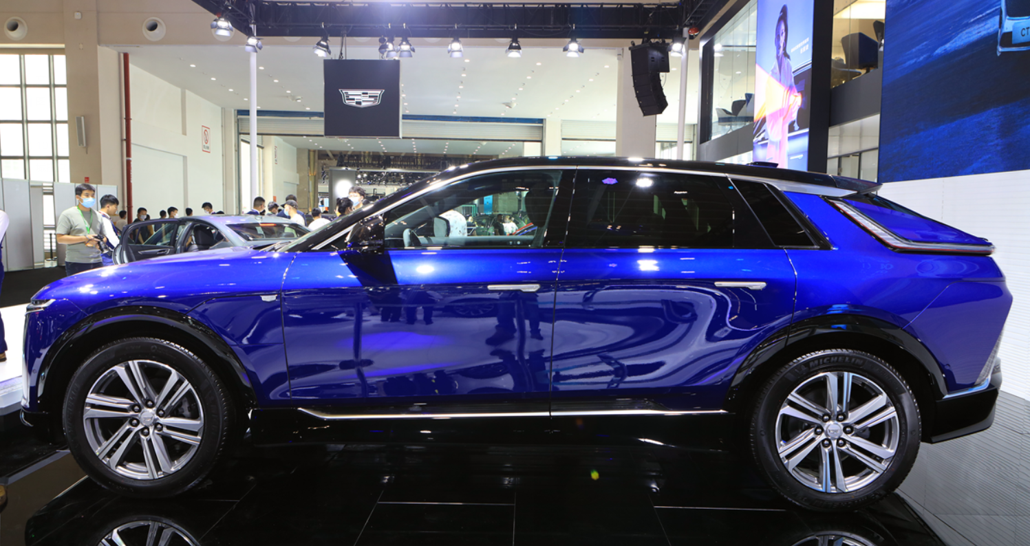 电动从此惊艳凯迪拉克lyriq锐歌领衔亮相昆明车展