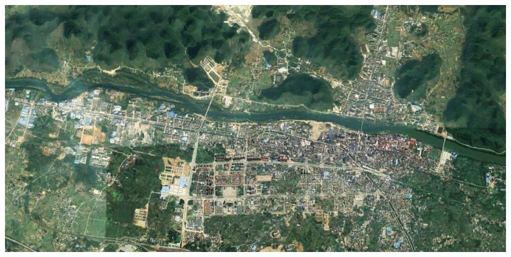 卫星上看广西河池:市区有两个组团,相距大约80公里