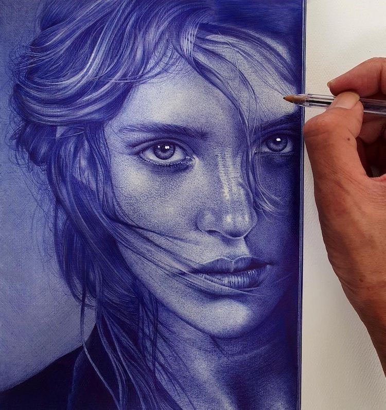 圆珠笔绘出人像的每一处细节,艺术家捕捉到双眼中的光辉
