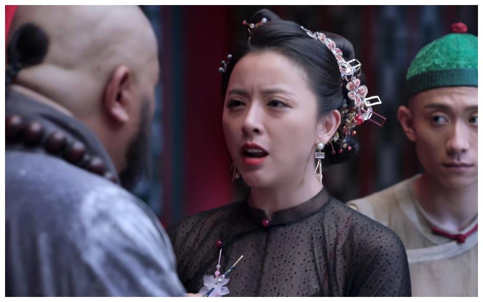 黄小蕾:姚晨的同学,因扮傻姑成名,如今《鹿鼎记》中饰演韦春花