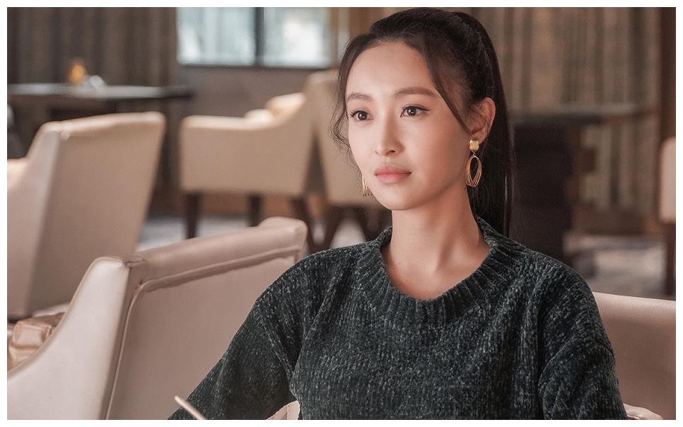 陈嘉佳参加过星光大道曾被王祖蓝力捧如今吉他兄弟中打酱油