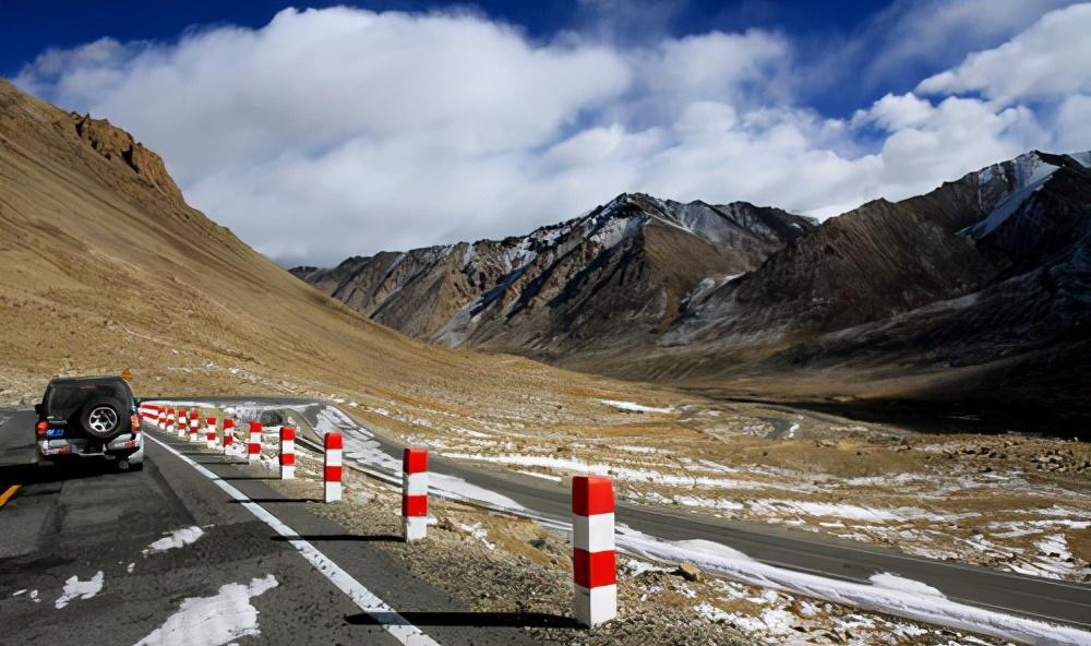 中国最美的边境公路,全长1032公里,1.5万人修了10年