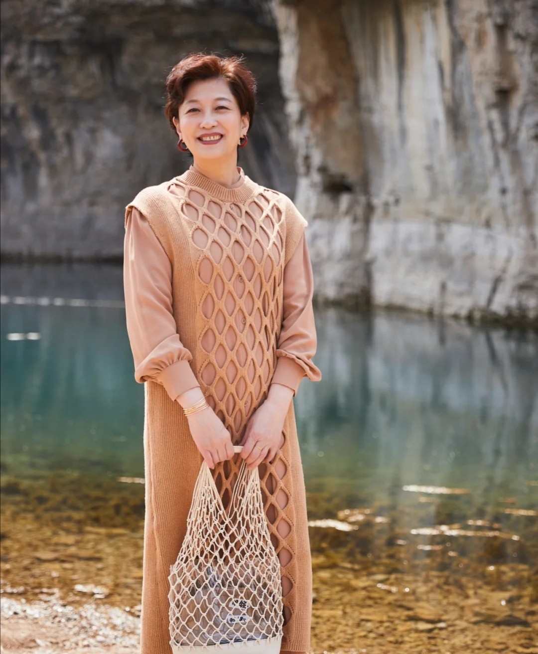 女人过了六十岁应该怎么穿衣?