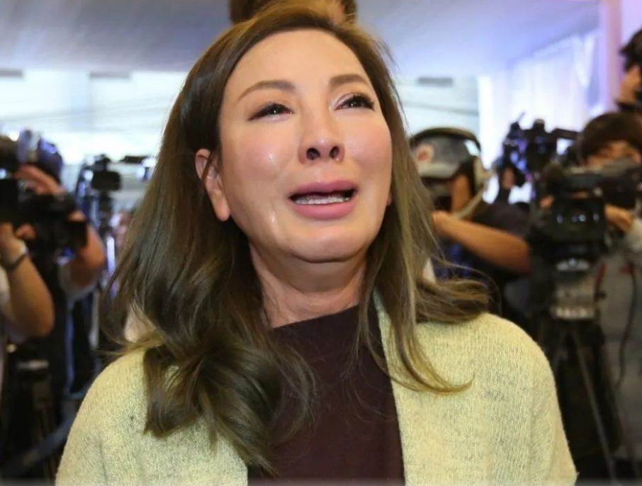 56岁杨绣惠近况曝光一脸冻龄状态好自曝曾成功挽救父母婚姻