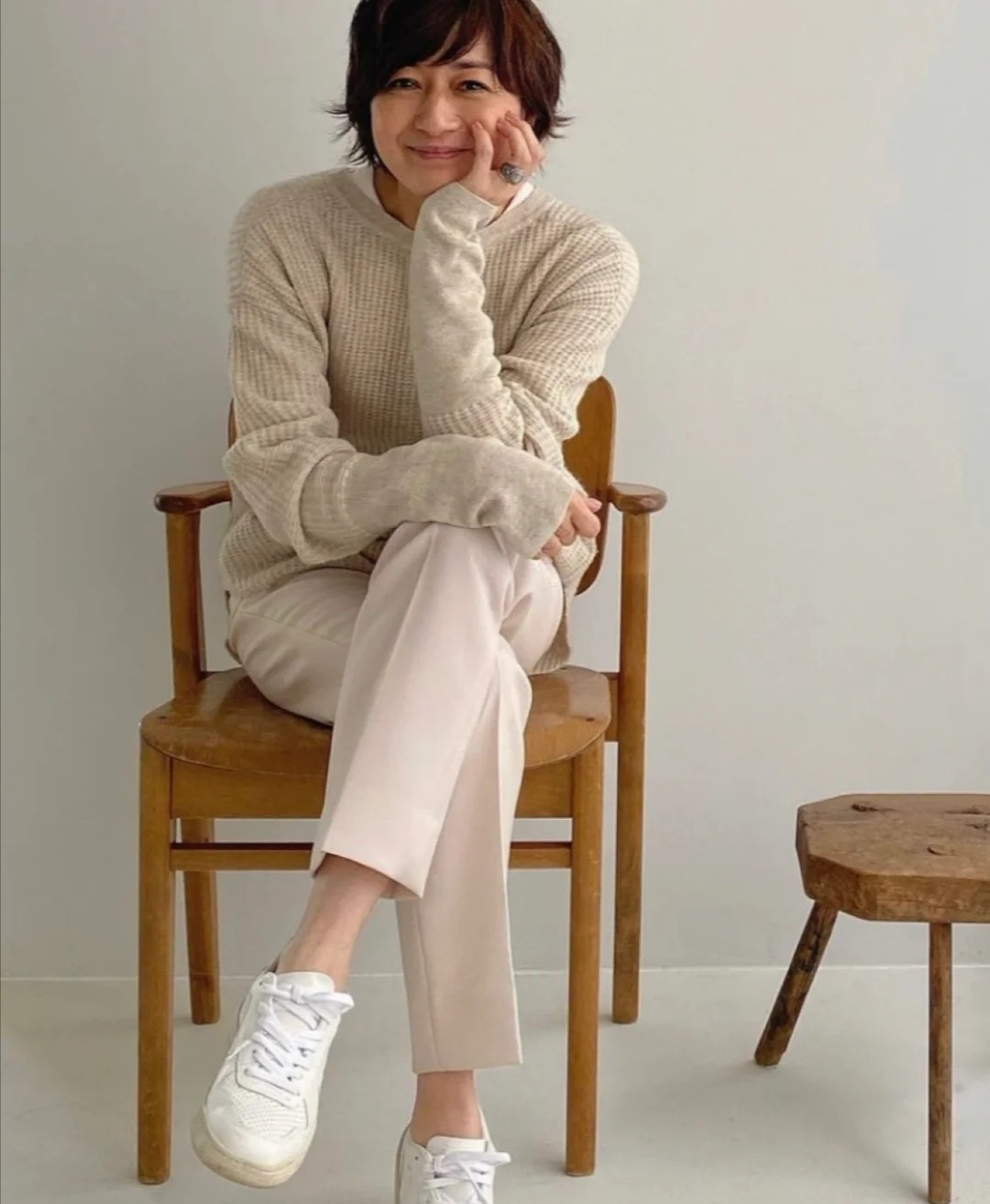 50的女性学学富冈佳子的穿搭精致优雅又得体不开美颜更自然
