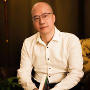 据推友：在日本大久保公园“站街”的女孩多数是未成年……_手机新浪网